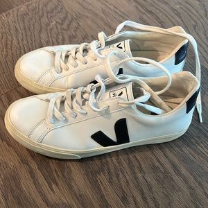 Veja Esplar Sneaker
